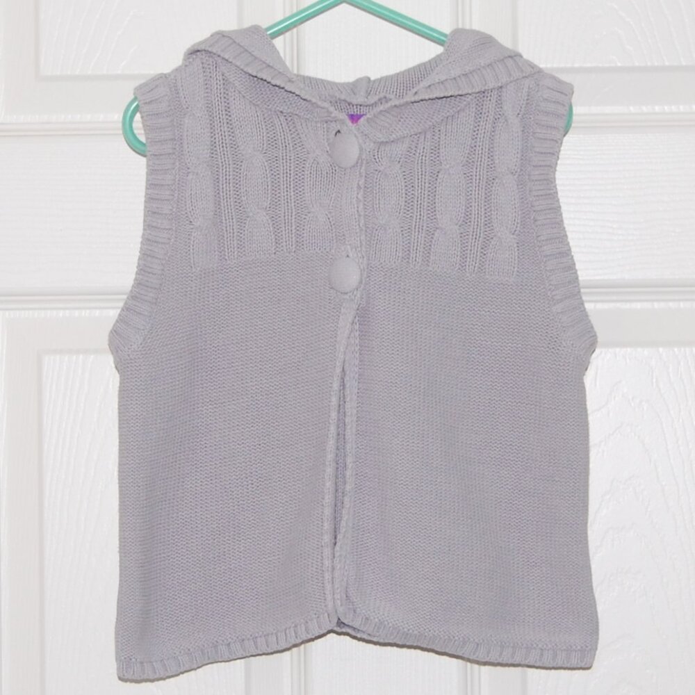 Greendog Girls Size 6, Gray 2-Button Knit Vest, Sleeveless Cardigan